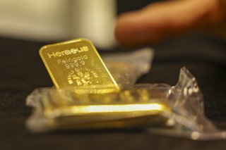 Le prix de l'or a grimpé de plus de 70% depuis le début 2025. KEYSTONE/EPA/CHRISTOPHER NEUNDORF