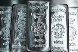 L'argent a bondi de plus de 150% depuis le début de l'année (archives). KEYSTONE/AP/MATTHIAS SCHRADER