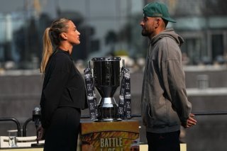 Aryna Sabalenka et Nick Kyrgios livreront une nouvelle "Bataille des Sexes" dimanche à Dubai KEYSTONE/AP/Fatima Shbair