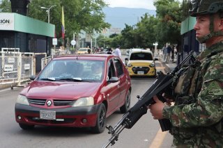 La situation est incertaine à Caracas après la capture du président vénézuélien Nicolás Maduro par les Etats-Unis. KEYSTONE/EPA/Mario Caicedo