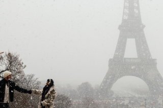 La France et sa capitale ont subi un assaut de l'hiver. KEYSTONE/EPA/MOHAMMED BADRA