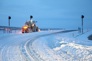 Les Pays-Bas ont également subi d'importantes chutes de neige, comme ici samedi à Grandyk. KEYSTONE/EPA/ANTON KAPPERS