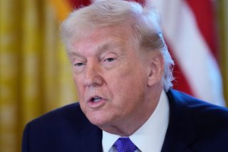 Le président Trump a signé un décret d'urgence pour protéger les revenus issus du pétrole vénézuélien aux Etats-Unis des tribunaux ou des créanciers (archives). KEYSTONE/AP/Alex Brandon