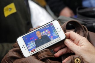 Jean-Marc Morandini avait été condamné le 21 mars 2025 à deux ans de prison avec sursis et 20'000 euros d'amende par la cour d'appel de Paris. Il s'était aussi vu interdire d'exercer une profession en contact avec des mineurs (archives). Keystone/AP/CHRISTOPHE ENA