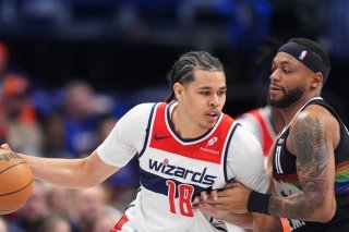 Kyshawn George (au centre) a été le meilleur marqueur des Wizards dans le Colorado. KEYSTONE/AP/David Zalubowski