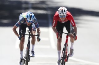 Mauro Schmid (à droite) commence bien la saison "Down Under". KEYSTONE/EPA/MATT TURNER