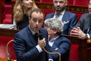 Le premier ministre Sébastien Lecornu avait activé mardi l'article 49.3 de la Constitution sur la partie "recettes" du budget. KEYSTONE/EPA/CHRISTOPHE PETIT TESSON