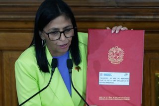 Delcy Rodriguez s'est retrouvée à la tête du Venezuela après la spectaculaire opération américaine qui a conduit à la capture du président Nicolás Maduro au début janvier (archives). KEYSTONE/AP/Ariana Cubillos