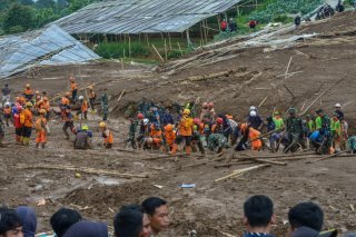 Le glissement de terrain a été provoqué par des pluies torrentielles. KEYSTONE/EPA/KHAIRIZAL MARIS