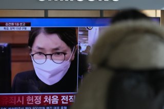 Les scandales entourant Kim Keon Hee ont fortement marqué la présidence de son mari, le conservateur Yoon Suk Yeol, destitué après sa tentative d'imposer la loi martiale fin 2024. KEYSTONE/AP/Lee Jin-man