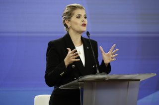 La grande favorite du scrutin est la candidate du parti conservateur au pouvoir, Laura Fernández (archives). KEYSTONE/EPA/JEFFREY ARGUEDAS