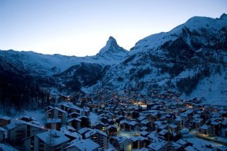 Zermatt Bergbahnen AG remportent le Swiss Mountain Award.