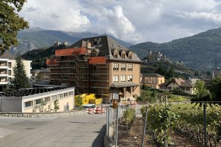 La Maison Azur sur des rails
