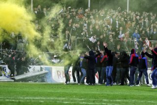 L'obligation des billets nominatifs doit permettre de mieux poursuivre les hooligans, selon la CCDJP (image d'illustration).