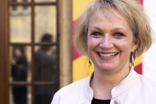 La ministre neuchâteloise de la cohésion sociale Florence Nater veut revenir aux capacités initialement prévues pour le centre de Perreux, soit de 480 personnes et non plus du double (archives).