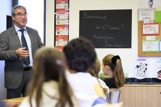 Frédéric Borloz, le conseiller d'Etat en charge de l'éducation, et son département devront élaborer un bilan dix ans après la réforme de l'école vaudoise (archives).