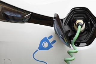 A Yverdon-les-Bains, les habitants devraient bientôt disposer d'une borne de recharge à moins de cinq minutes à pied de chez eux (Image prétexte).