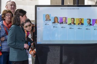 La Chambre constitutionnelle de Genève juge irrecevable le recours dirigé contre la validation des résultats de l'élection au Conseil d'Etat du 30 avril. Un citoyen estimait que les articles mettant en cause le candidat MCG Philippe Morel auraient...