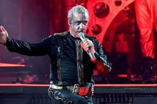 Le chanteur principal de Rammstein, Till Lindemann, sur scène lors d'un concert en Allemagne. (Photo d'archives)