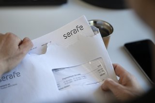 L'initiative veut faire passer le montant de la redevance de 335 à 200 francs (archives).