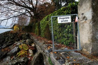 Les Boélands avaient approuvé en 2010 le principe d'un cheminement piétonnier le long du lac (archives).