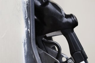 La Russie avait déjà annoncé en février 2023 une baisse de sa production de brut de 500'000 barils par jour, une mesure qu'elle a dit vouloir maintenir jusqu'à fin 2024. (EPA/CAROLINE BREHMAN)