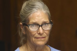 Adepte de la "Famille Manson", Leslie Van Houten avait été reconnue coupable d'avoir participé au meurtre d'un couple, Leno et Rosemary LaBianca, à leur domicile à Los Angeles en août 1969.