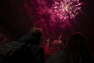 Les Valaisans pourraient être privés de feux d'artifice pour la deuxième année consécutive. Pour l'avenir, certaines localités réfléchissent à des concepts plus en accord avec l'environnement (image d'illustration).