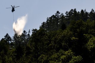 L'incendie sur les hauts de Bitsch n'est toujours pas sous contrôles mais toujours mieux stabilisé (archives).