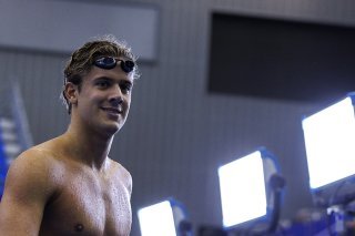 Ponti s'est qualifié pour les demi-finales du 200 m papillon