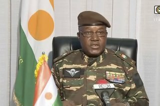 "Les envoyés de la Cédéao sont repartis" dans la nuit de jeudi à vendredi et n'ont vu ni le chef des militaires qui ont pris le pouvoir la semaine dernière, le général Abdourahamane Tiani (photo), ni le président renversé Mohamed Bazoum, a expliqu...