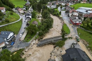 Lundi, les secouristes tentaient toujours de dégager des axes de passage en direction des localités les plus isolées frappées par les inondations en Slovénie (archives).