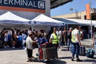 L'aéroport de Catane a annoncé lundi suspendre toutes les opérations de vol jusqu'à mardi 06h00 (image d'illustration).