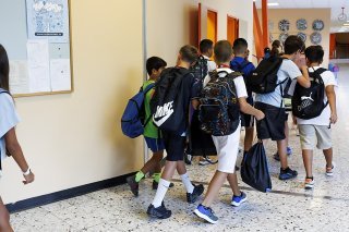 Les autorités genevoises mettent en garde contre une recrudescence des "jeux" dangereux, comme le "jeu de la virgule", dans les écoles (image d'illustration). KEYSTONE/SALVATORE DI NOLFI