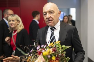 Comme il y a quatre ans, le sénateur socialiste zurichois a été réélu dès le premier tour. Il a largement remporté le scrutin zurichois pour le Conseil des Etats, devant Gregor Rutz (UDC), Regine Sauter (PLR) et Tiana Angelina Moser (PVL). Le second tour a lieu le 19 novembre. KEYSTONE/ENNIO LEANZA