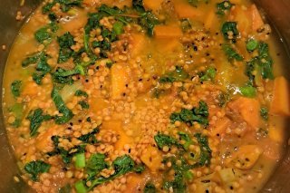 Dahl à la courge - Silence, ça mijote...