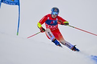 Odermatt a signé le 2e temps de la première manche à Sölden KEYSTONE/GIAN EHRENZELLER