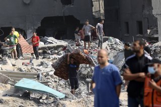 Berne veut mettre 90 millions supplémentaires pour l'aide d'urgence au Proche-Orient, a annoncé le Conseil fédéral (archives). KEYSTONE/AP/Abed Khaled