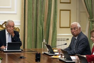 Le Premier ministre socialiste portugais Antonio Costa a démissionné subitement mardi, emporté par une affaire de corruption ayant conduit à l'inculpation de l'un de ses ministres et de son chef de cabinet. KEYSTONE/AP/Armando Franca