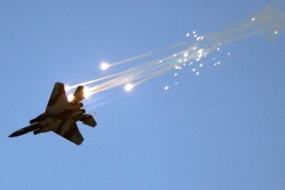 Selon l'armée israélienne, ses avions de chasse ont bombardé des "infrastructures terroristes en Syrie" (archives). KEYSTONE/EPA/JIM HOLLANDER