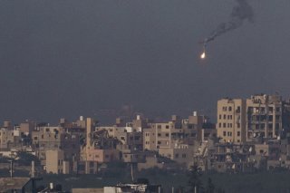 L'armée israélienne continue de pilonner la bande de Gaza afin d' "anéantir" le Hamas. KEYSTONE/AP/Leo Correa