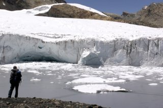 Le glacier Pastoruri, qui culmine à 5200 m d'altitude dans la région d'Ancash (nord), a perdu 50% de sa surface en 53 ans (archives). KEYSTONE/AP/KAREL NAVARRO