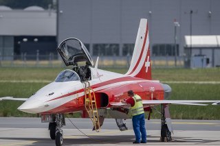 Les avions biplace PC-21, du constructeur suisse Pilatus, sont en service dans l'armée depuis 2008 (archives). KEYSTONE/URS FLUEELER