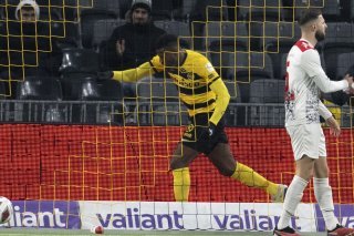 Nsame célèbre son but KEYSTONE/PETER SCHNEIDER