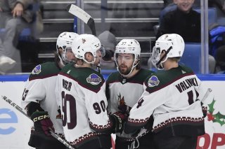 Janis Moser (no 90) et ses coéquipiers dans une passe difficile. KEYSTONE/AP/Adrian Kraus