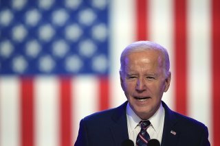 Joe Biden a donné vendredi en Pennsylvanie un coup de fouet à sa campagne pour la présidentielle de novembre. Dans son viseur, Donald Trump. KEYSTONE/AP/Matt Rourke