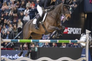 Janika Sprunger sur Orelie est revenue au premier plan avec sa deuxième place à Bâle. KEYSTONE/GEORGIOS KEFALAS