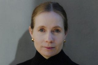 Lucie Meier a eu un parcours professionnel fulgurant et fait partie aujourd’hui des designers de mode les plus influents au monde. OFC