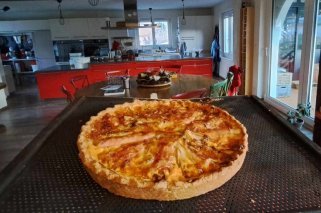 Quiche avec vue sur les fourneaux de Mon Atelier Cuisine !