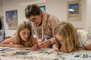 Les générations se sont retrouvées autour de la broderie médiévale.